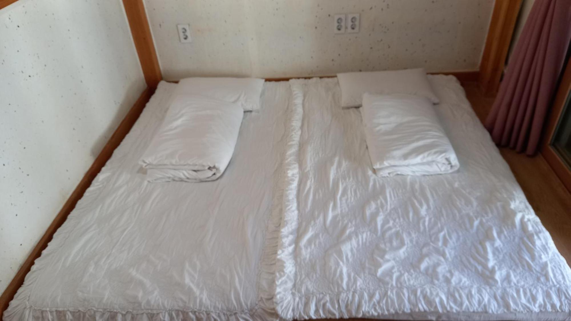Adam Guesthouse Кёнджу Экстерьер фото